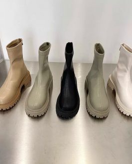 Ankle waterly boots